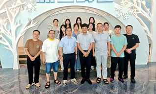 文学与新闻传播学院（师范教育学...