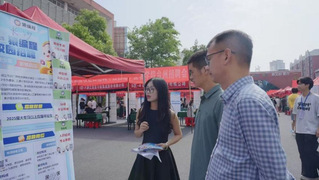 访企拓岗促就业  助力就业新征...